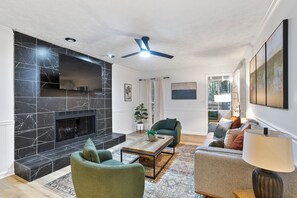 Inviting cozy living room 

