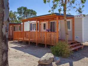 Ciel, Fenêtre, Plante, Bâtiment, Bois, Arbre, Chalet, Maison, Lot Terre, Siding