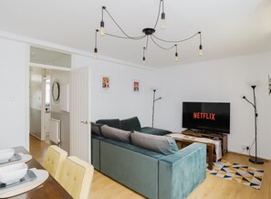 Living Room / Lounge