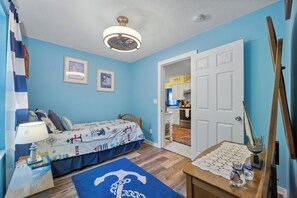 Bedroom 1 with Twin Bed