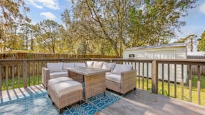 Step out onto the sunny back deck & lounge the day away in the fresh air