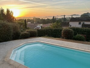 Sunrise over the Castillon towers