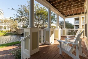 Sunset Island 30 Canal Side Mews Front Porch