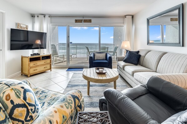 Beach House 201D (1)