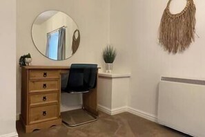 Dressing Table in the spacious Main bedroom