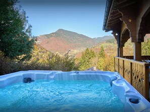 Jacuzzi