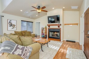Living Room | 1st Floor | Smart TV w/ Roku | Free WiFi | Central A/C & Heating