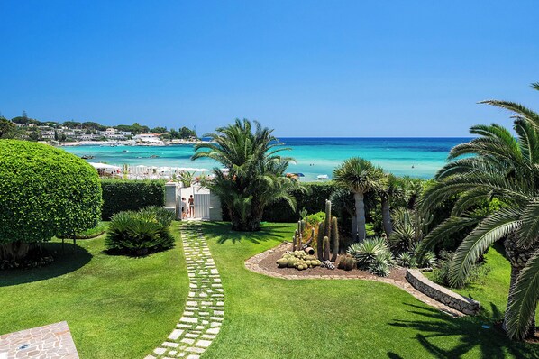 Beach Villa Pieds Dans L'Eau - 1