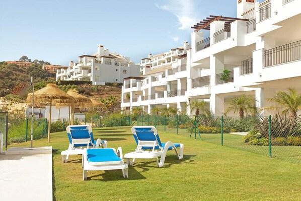 Holiday Home Swimming Pool