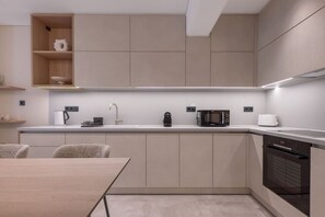 Full equipped kitchen