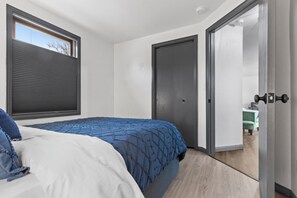 Queen bedroom