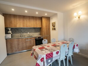 Appartement Caribou n°2,  Cuisine équipée, Châtel Réservation