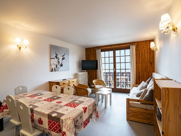 Appartement Caribou n°2, Séjour Châtel, Vacances au ski