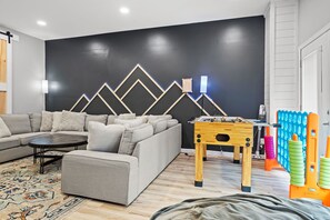 Spielezimmer