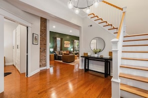 Welcoming open foyer with access to 2nd floor