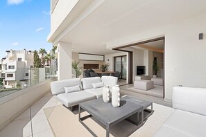 Stayhost (4)