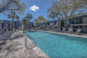 24 Ocean Club | Community Pool