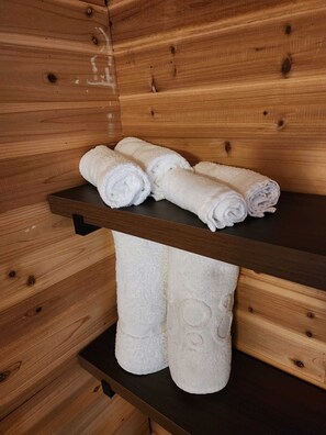 Badezimmerausstattung