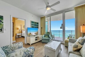 Aqua Resort 706