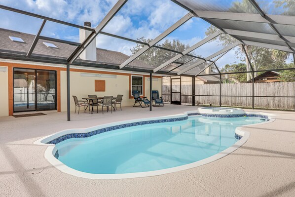 Jacksonville Vacation Rental | 3BR | 2BA | 1,486 Sq Ft | 1 Step to Enter