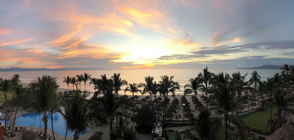 Gorgeous sunsets!!