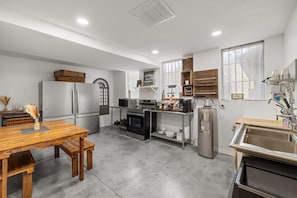 Private kitchen