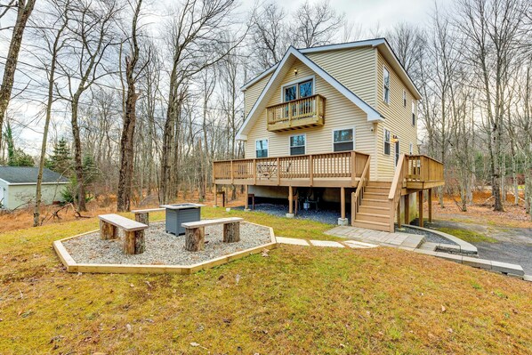 Pocono Lake Vacation Rental | 3BR | 1BA | 1,778 Sq Ft | Stairs Required