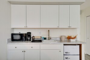 Studio | Kitchenette | Small Drip Coffee Maker