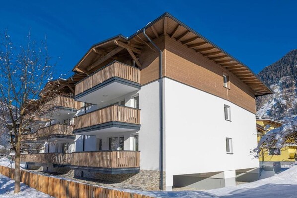 Extérieur maison de vacances [hiver]