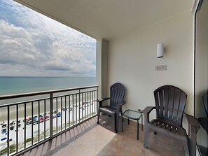 Balcony - Seating