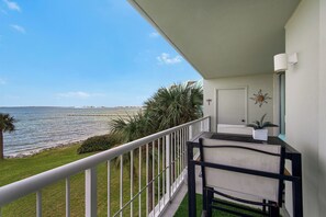 Tristan Towers unit 1D balcony