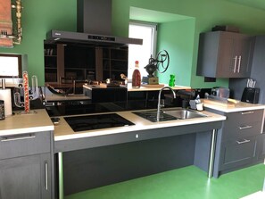 Gîte Val Souvigne_Cuisine PMR_SàM_6