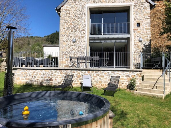 Gîte Val Souvigne_Extérieur_Printemps_2