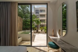 Wake up to stunning pool views every morning