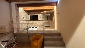 Private spa tub