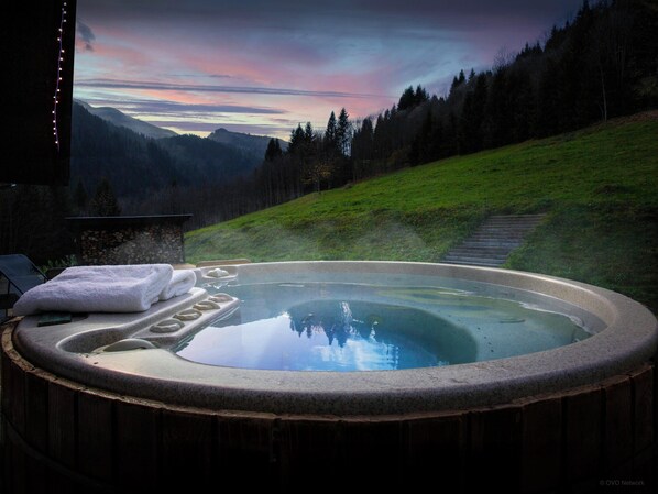 Jacuzzi