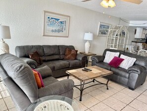 LivingArea2