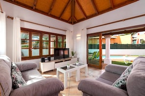 Villa Feliz Mar image