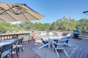 Furnished Deck | Fire Pit | Outdoor Dining Area | Gas Grill