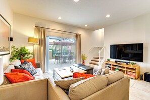 Living Room | 1st Floor | 2-Story Townhome | Queen Sleeper Sofa