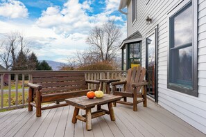 Outdoor seating.
