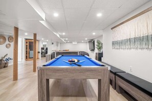 Ground floor game and entertainment room