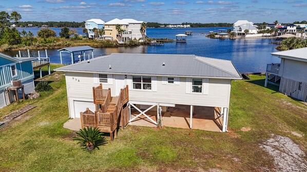 Unwind Exterior