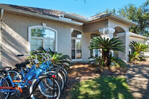 Beach Retreat Bikes!