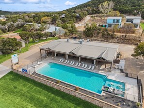 The Retreat Pool