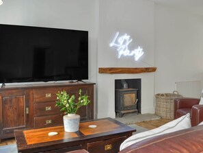 Living area | The Parade - Rowan Properties, Bridlington