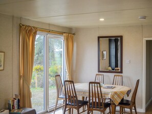 Dining Area | Proncy Farm Chalet, Dornoch