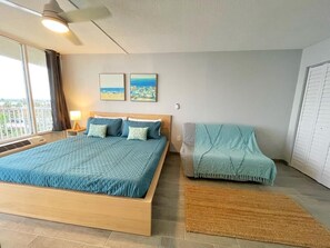Relax and recharge in a spacious room designed for your comfort.