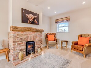 Living area | The Farm House - Honies Farm Barns, East Stoke, near Newark