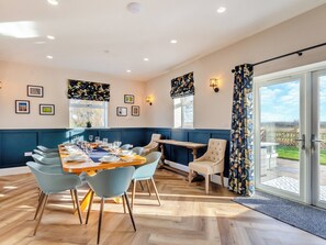Kitchen/diner | The Farm House - Honies Farm Barns, East Stoke, near Newark
